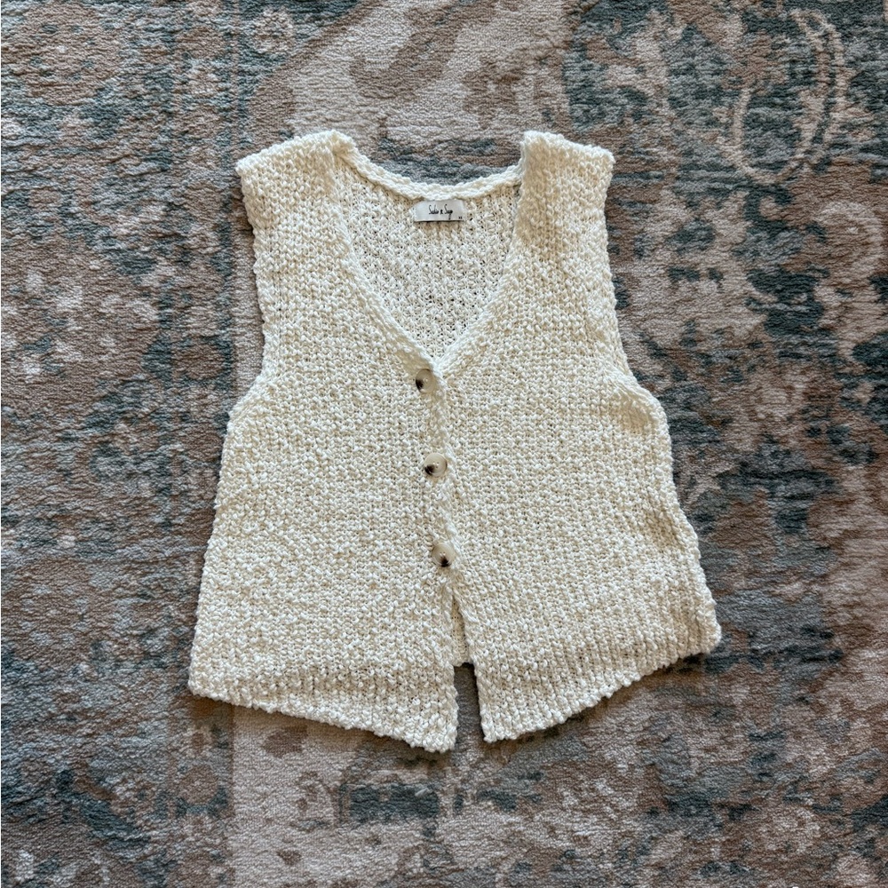Sadie & Sage Ivory Knit Vest